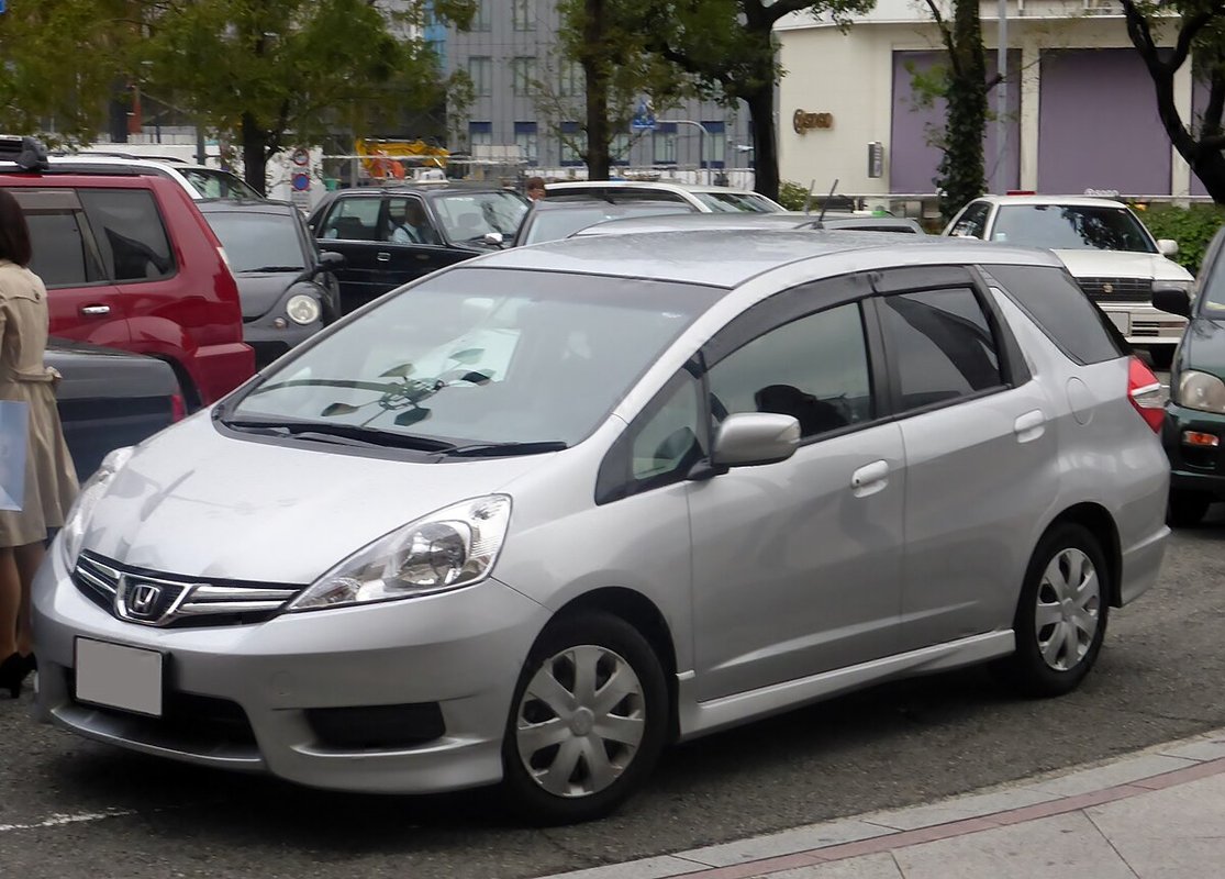 Honda Shuttle 1. generace (2011-2015)