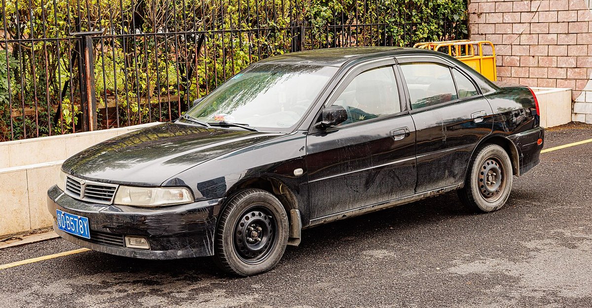 Mitsubishi Galant 9. generace (DJ/DM) – 2004–2012