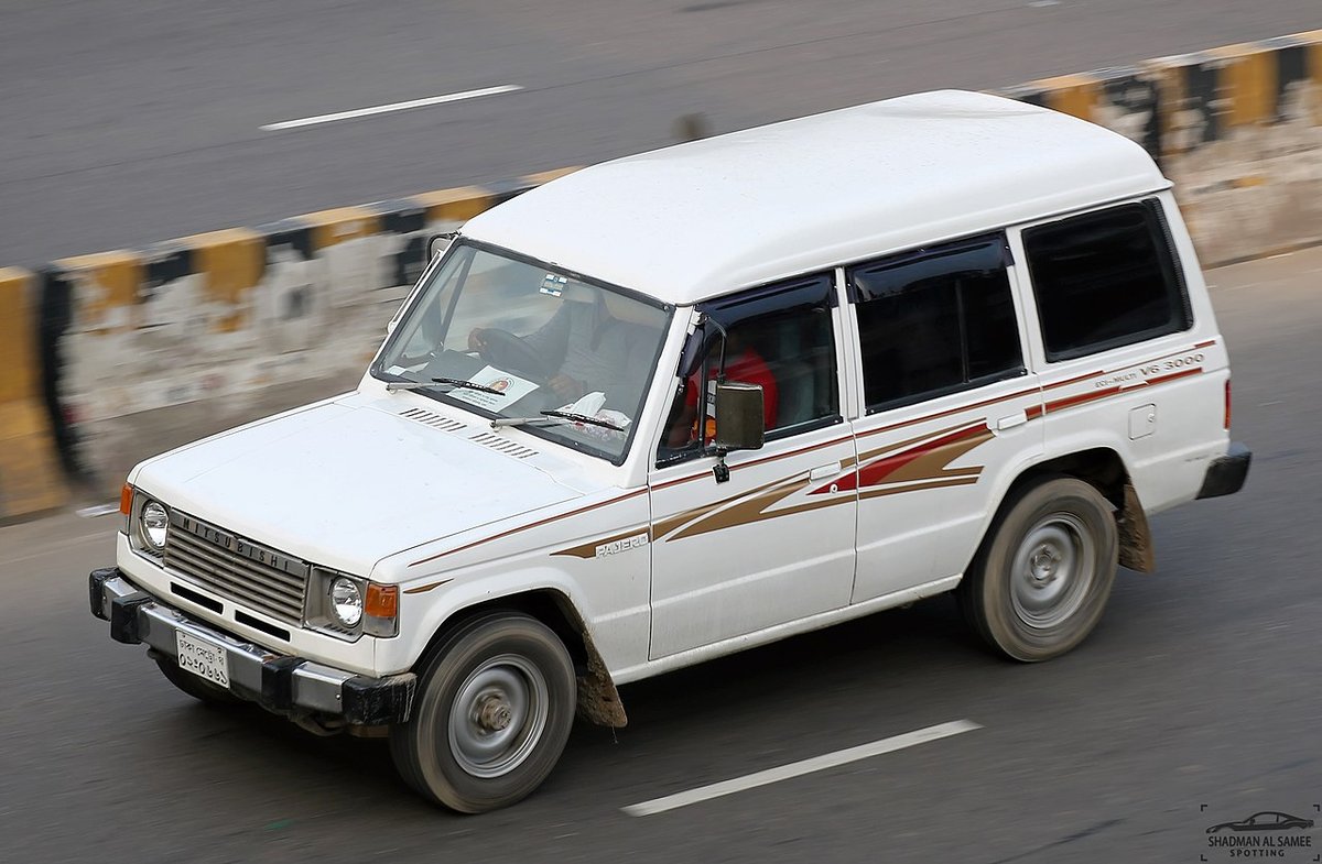 Mitsubishi Pajero L040 (1982-1991) – Zrození terénní legendy