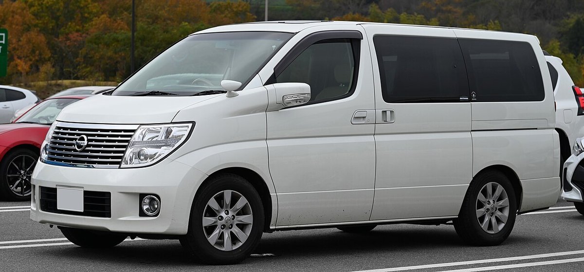Nissan Elgrand E51 (2002-2010)