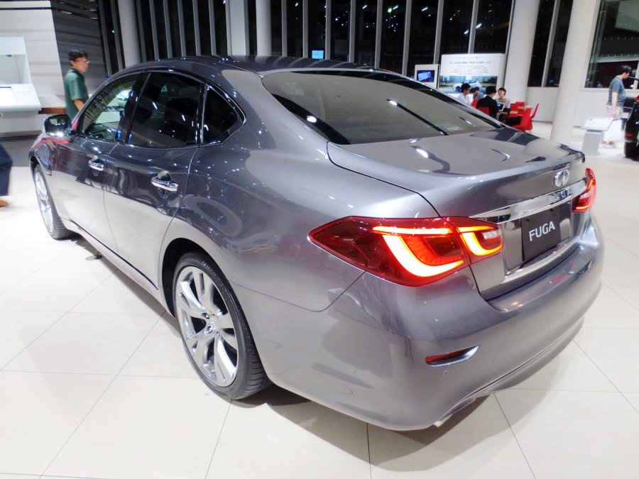 Nissan Fuga Y51 – Vlajková loď s hybridním srdcem