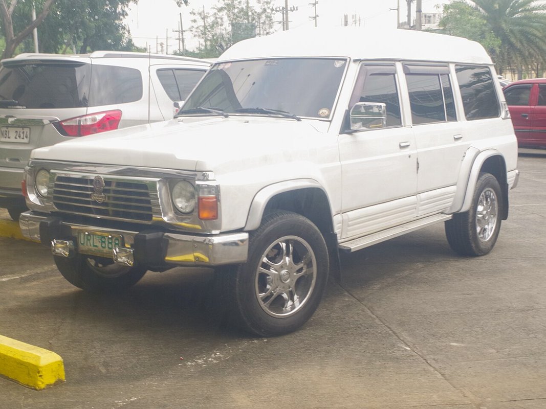 Nissan Patrol Y60 (1989-1998)