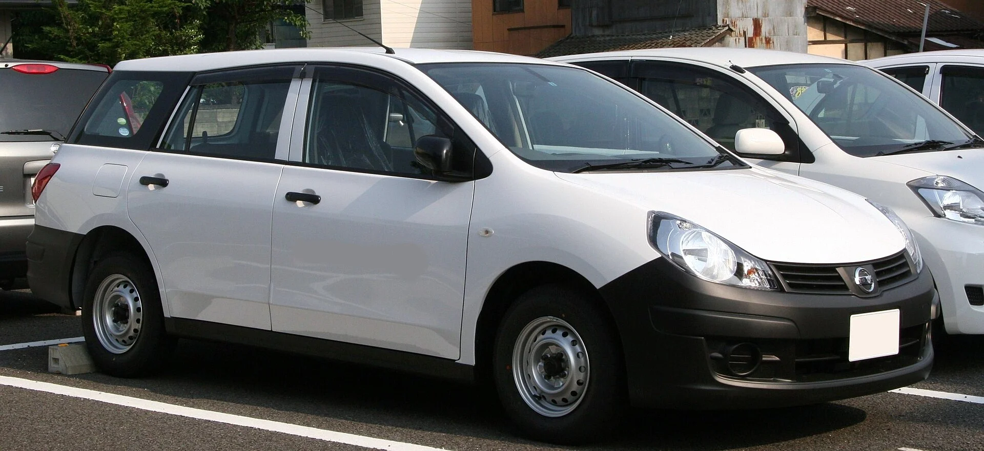 Nissan Wingroad Y12 (2005–2018)