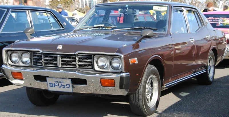 Nissan Cedric 330 (1975–1979)