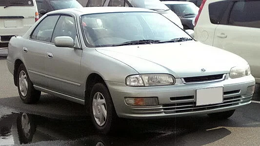 Nissan Presea R11 (1995–2000)