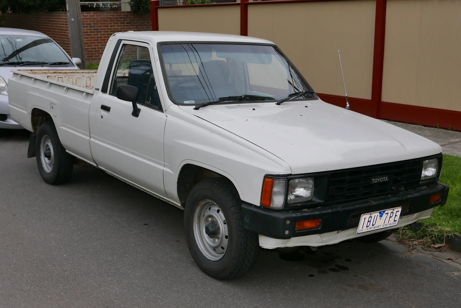 Toyota Hilux N50/N60/N70 – Xtracab a turbomotory