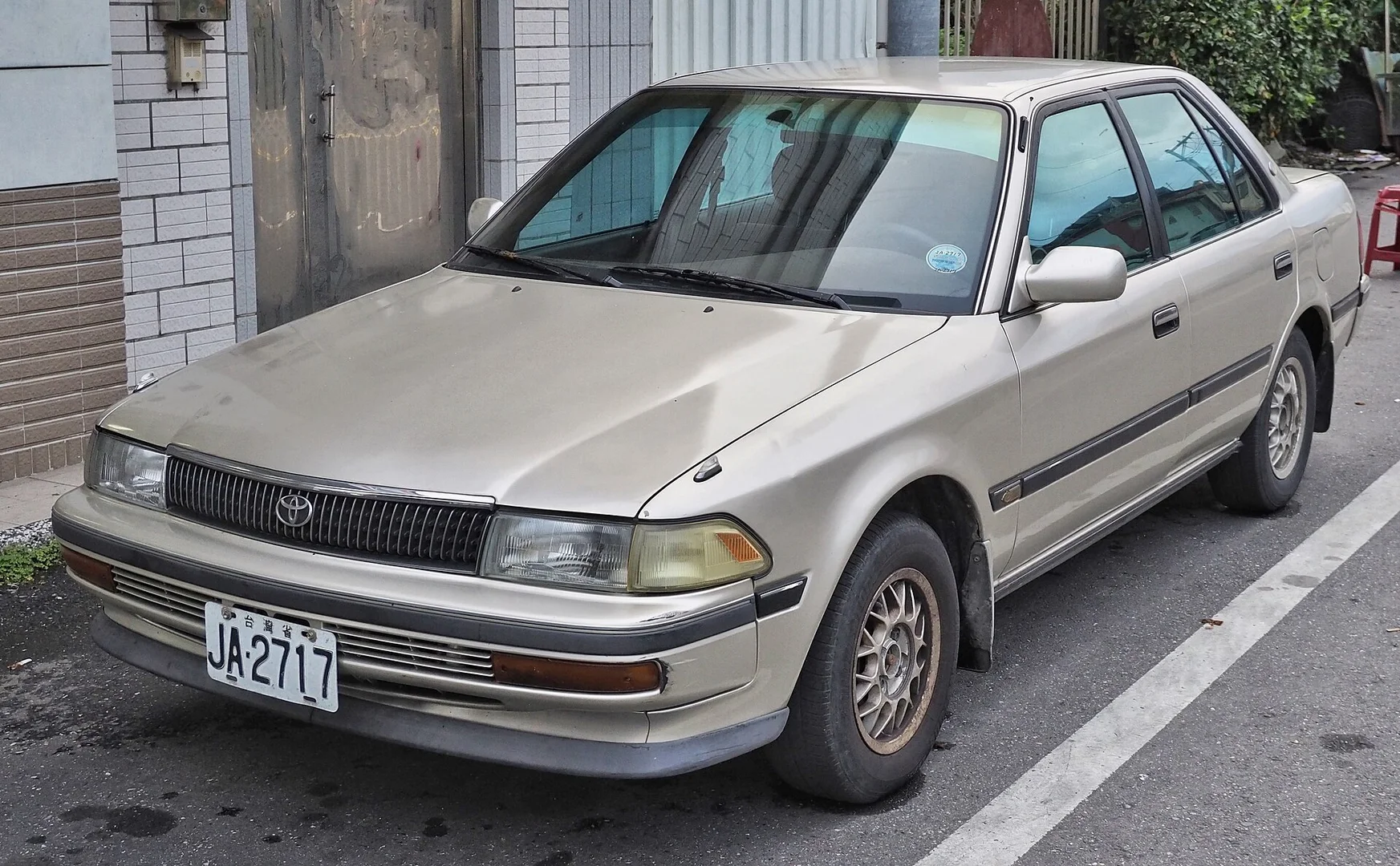Toyota Corona T170 (1987–1992)