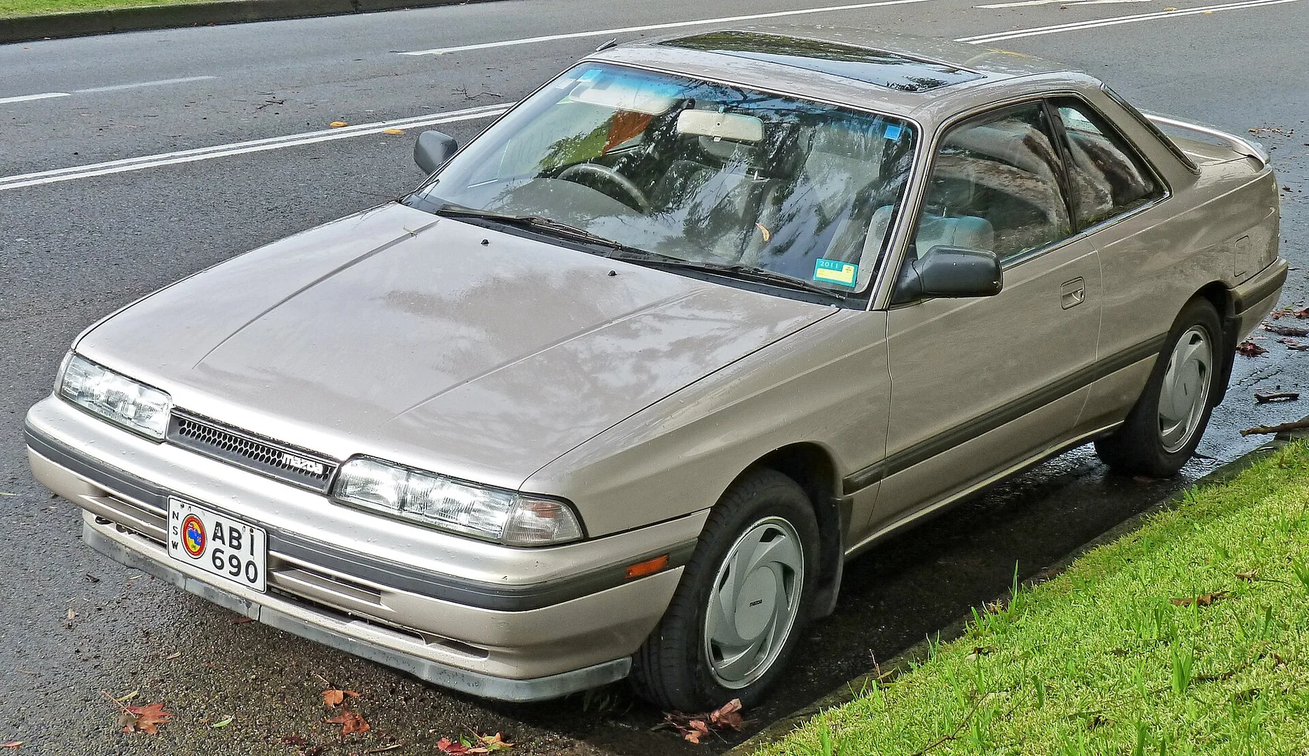 Mazda MX-6 GD (1987–1992) – Sportovní kupé s turbo a čtyřkolkovým řízením