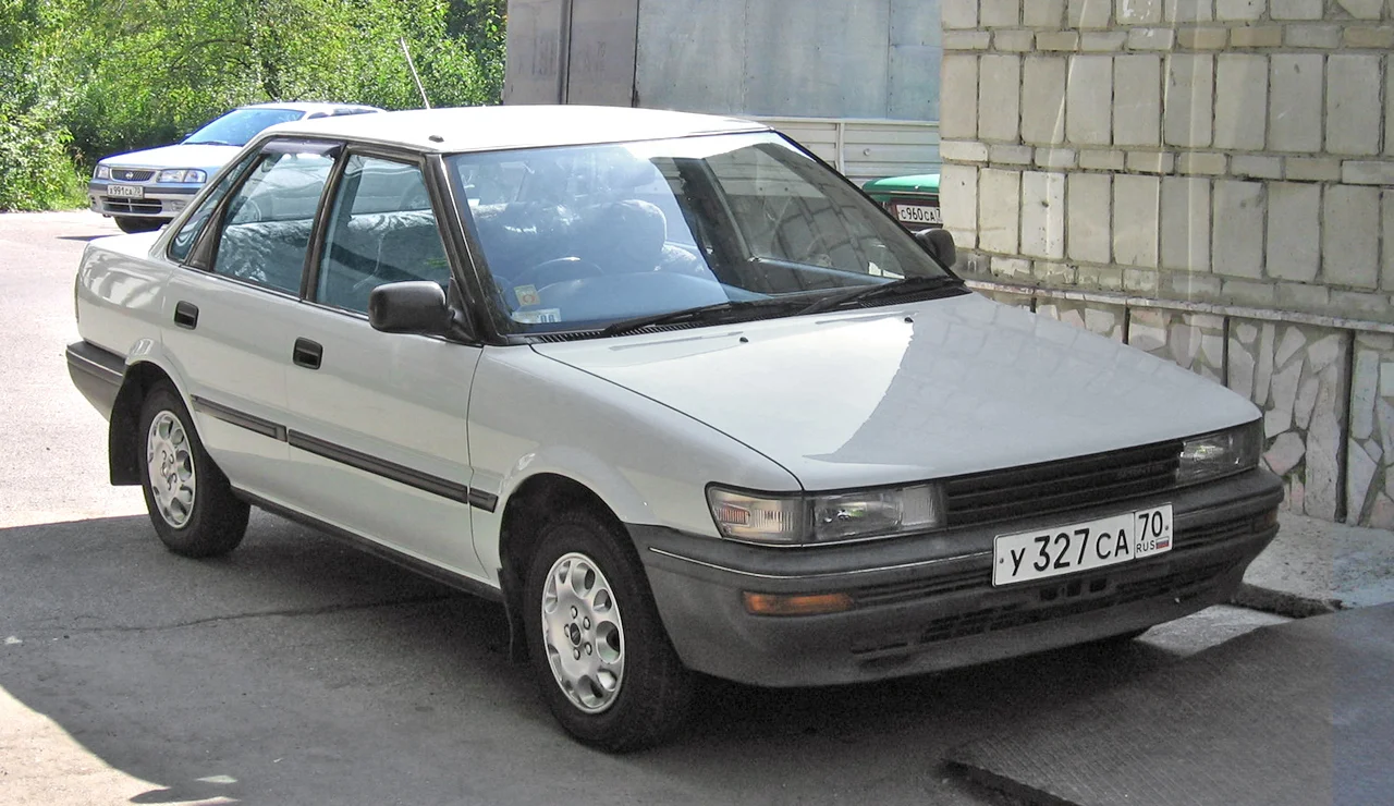 Toyota Sprinter E100 (1991–2002): Dvacetipětiventilek a konec éry
