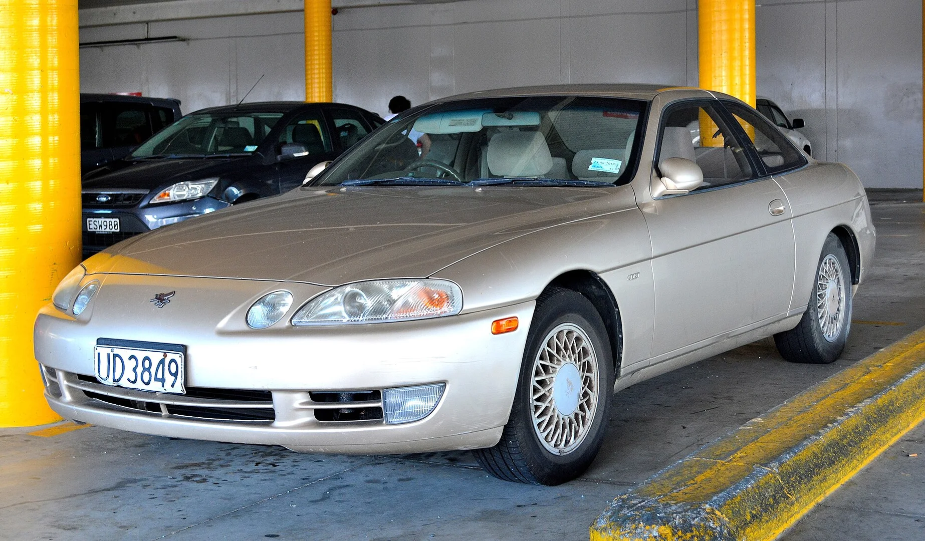 Toyota Soarer Z30 (1991–2001)