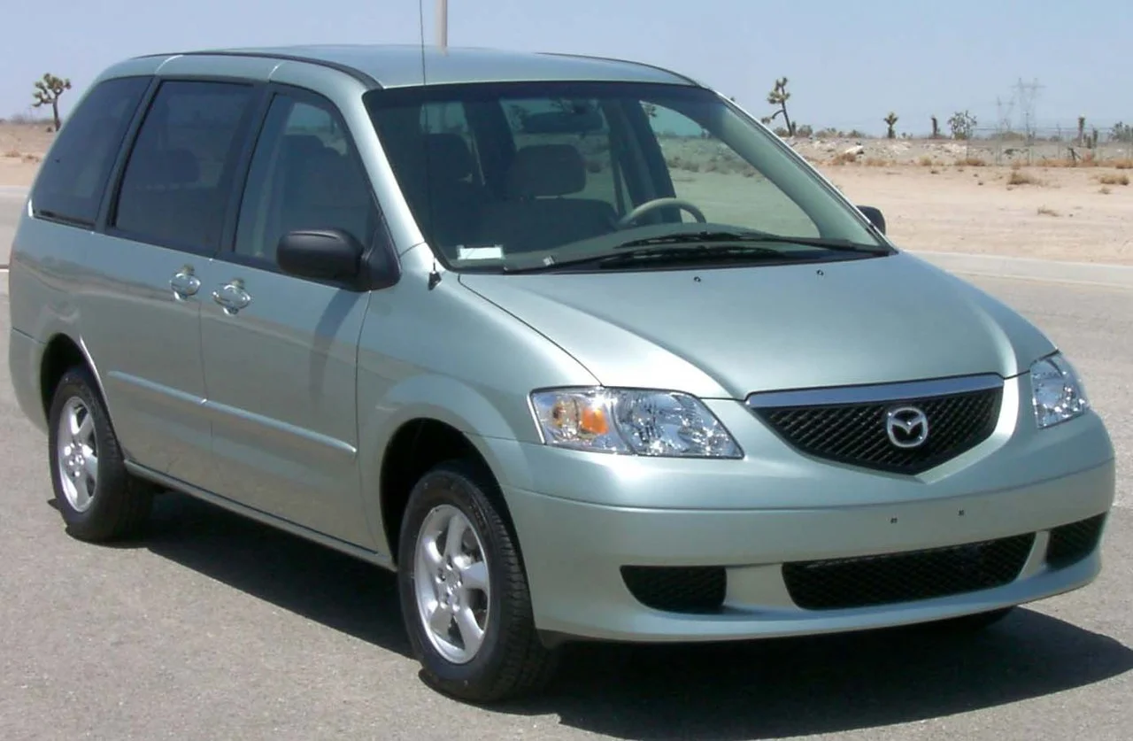 Mazda MPV LW (1999–2006) – Sportovní minivan s posuvnými dveřmi