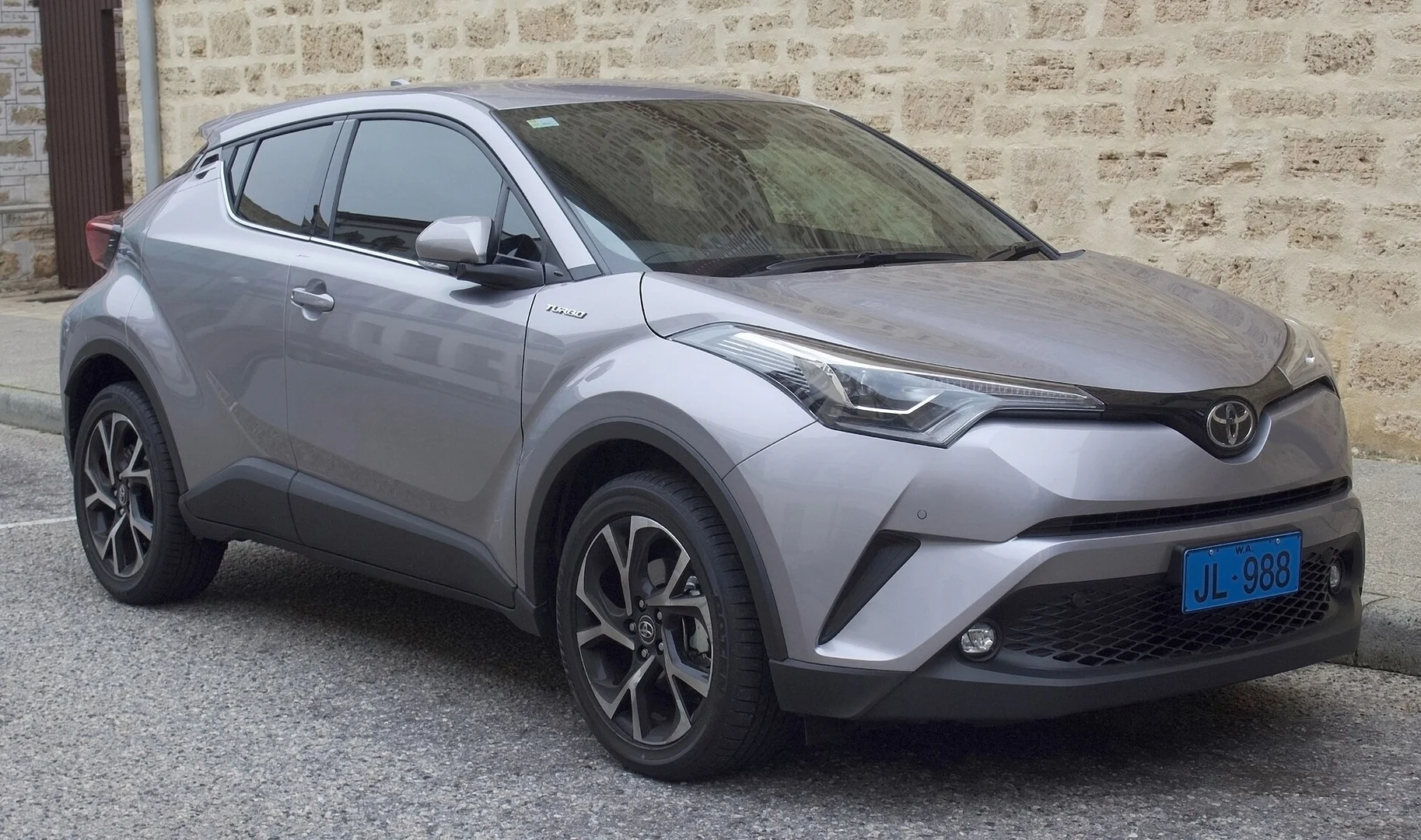Toyota C-HR AX10/AX50 (2016–2023)