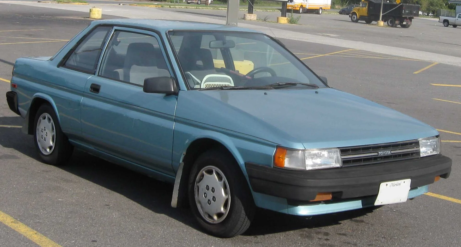 Toyota Tercel L30 (1986–1990): Příčný motor, turbo a zasouvací světla