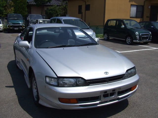 Toyota Curren (ST200, 1994–1998)