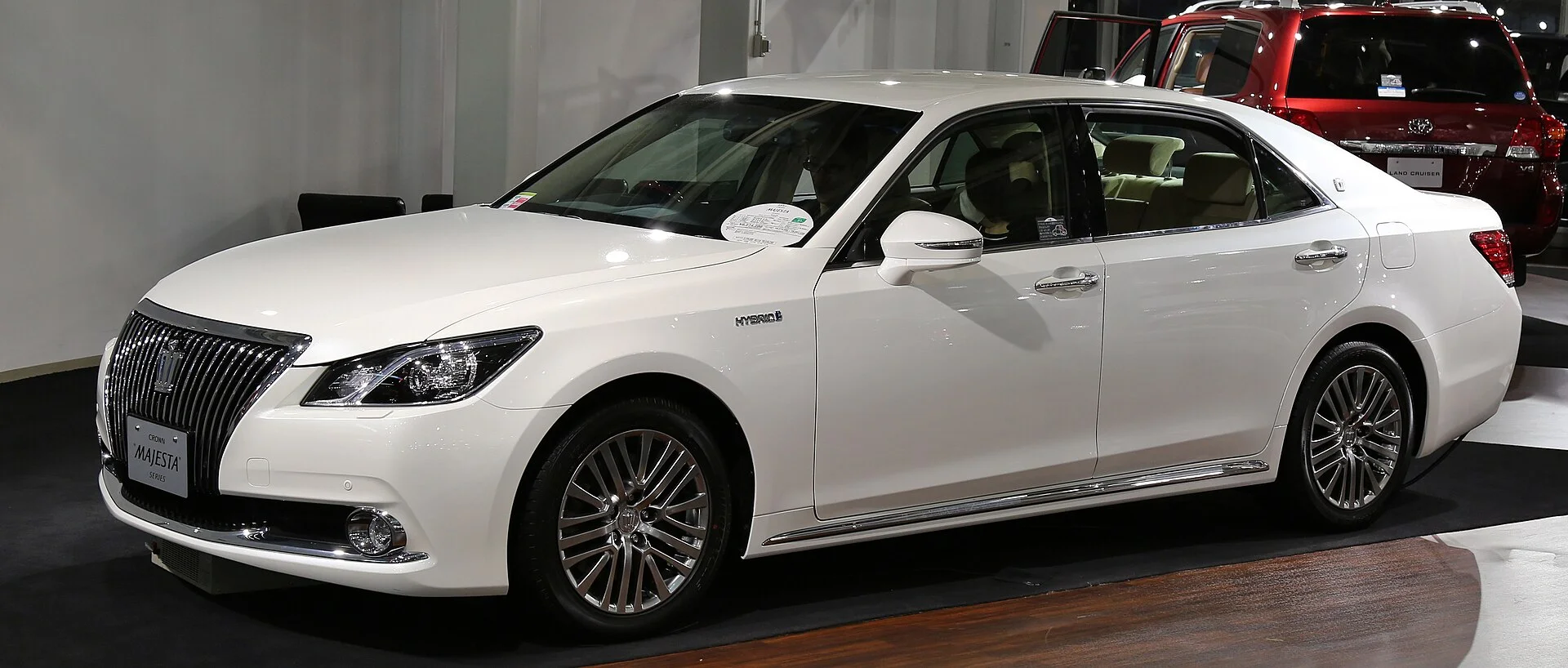 Toyota Crown Majesta šestá generace (S210, 2013–2018)