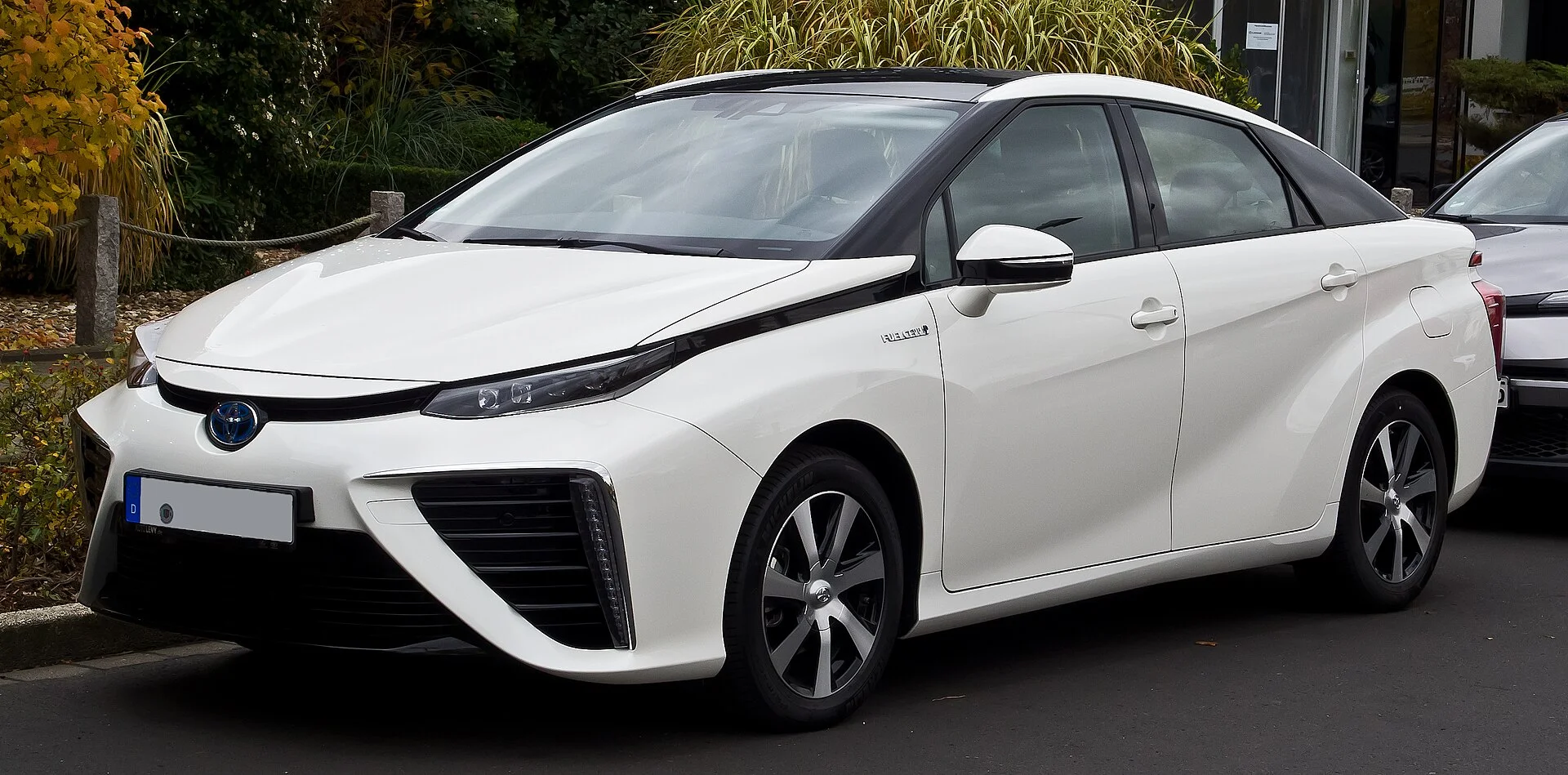 Toyota Mirai JPD10 (2014–2020)