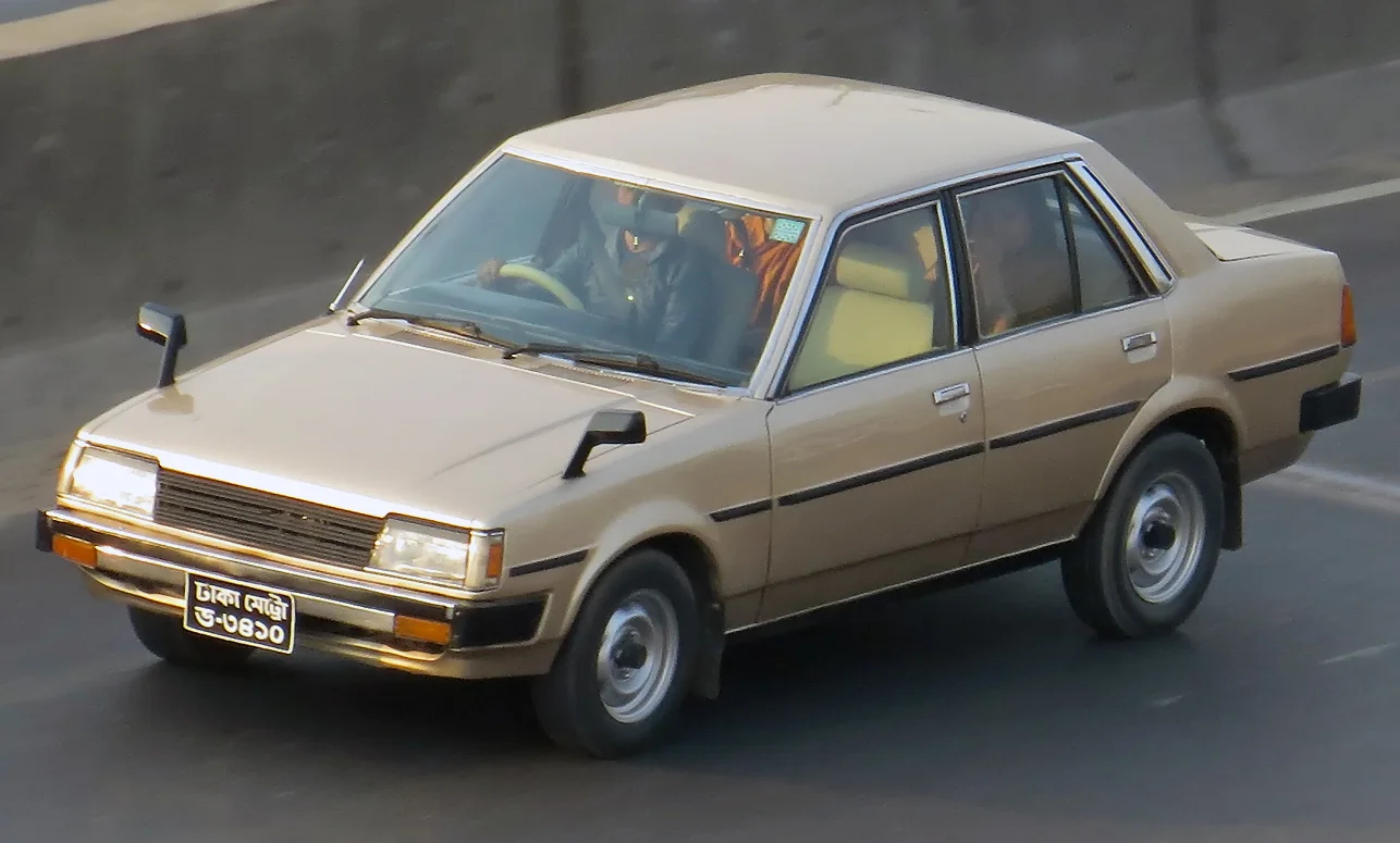 Toyota Sprinter E80 (1983–1987): Přechod na přední pohon