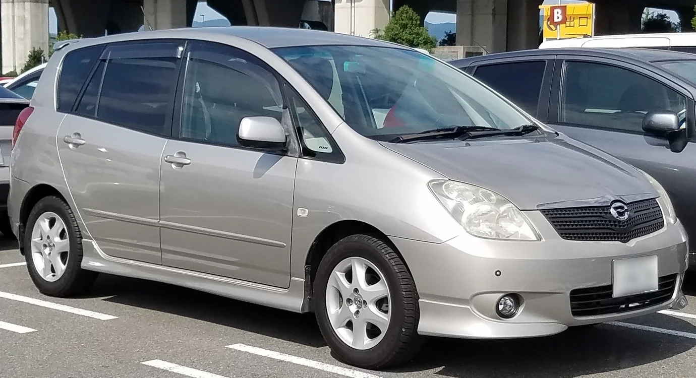 Toyota Corolla Spacio E120 (2001–2007)