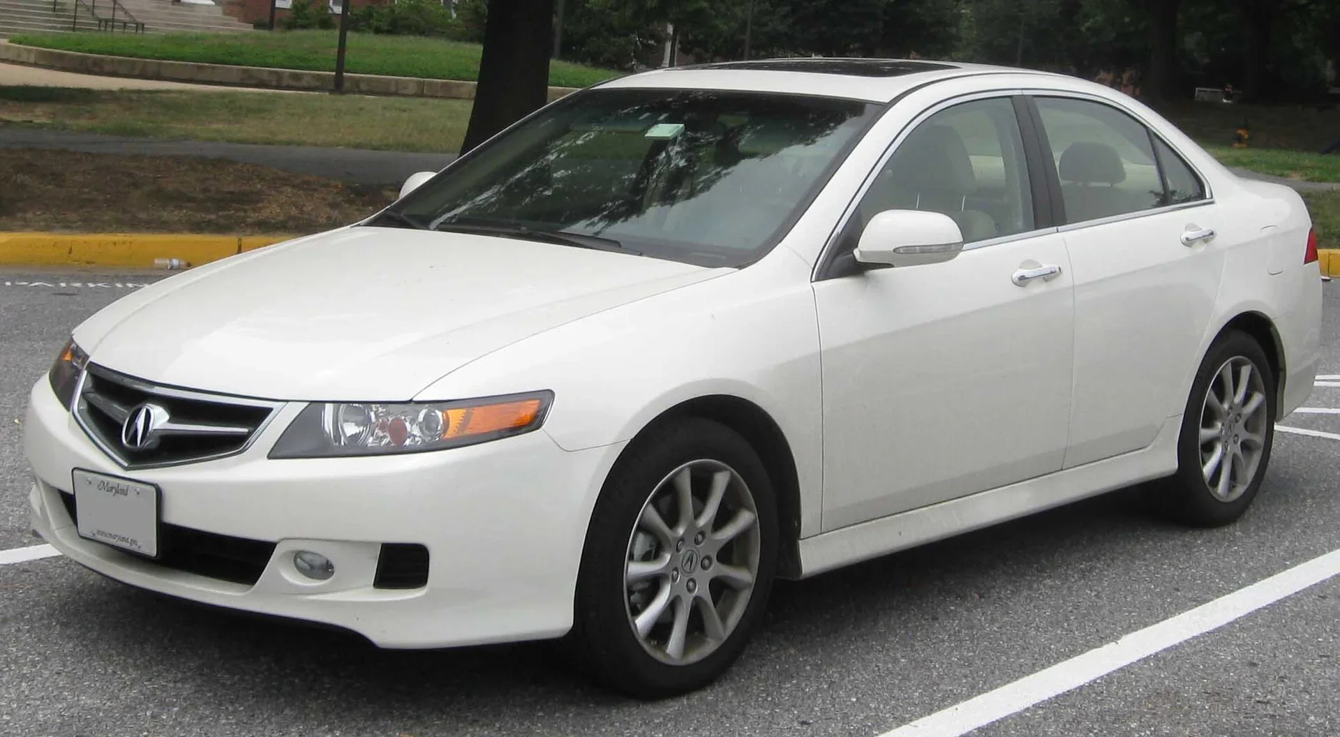 Acura TSX CL9 – sportovní sedan s motorem K24 z evropského Accordu