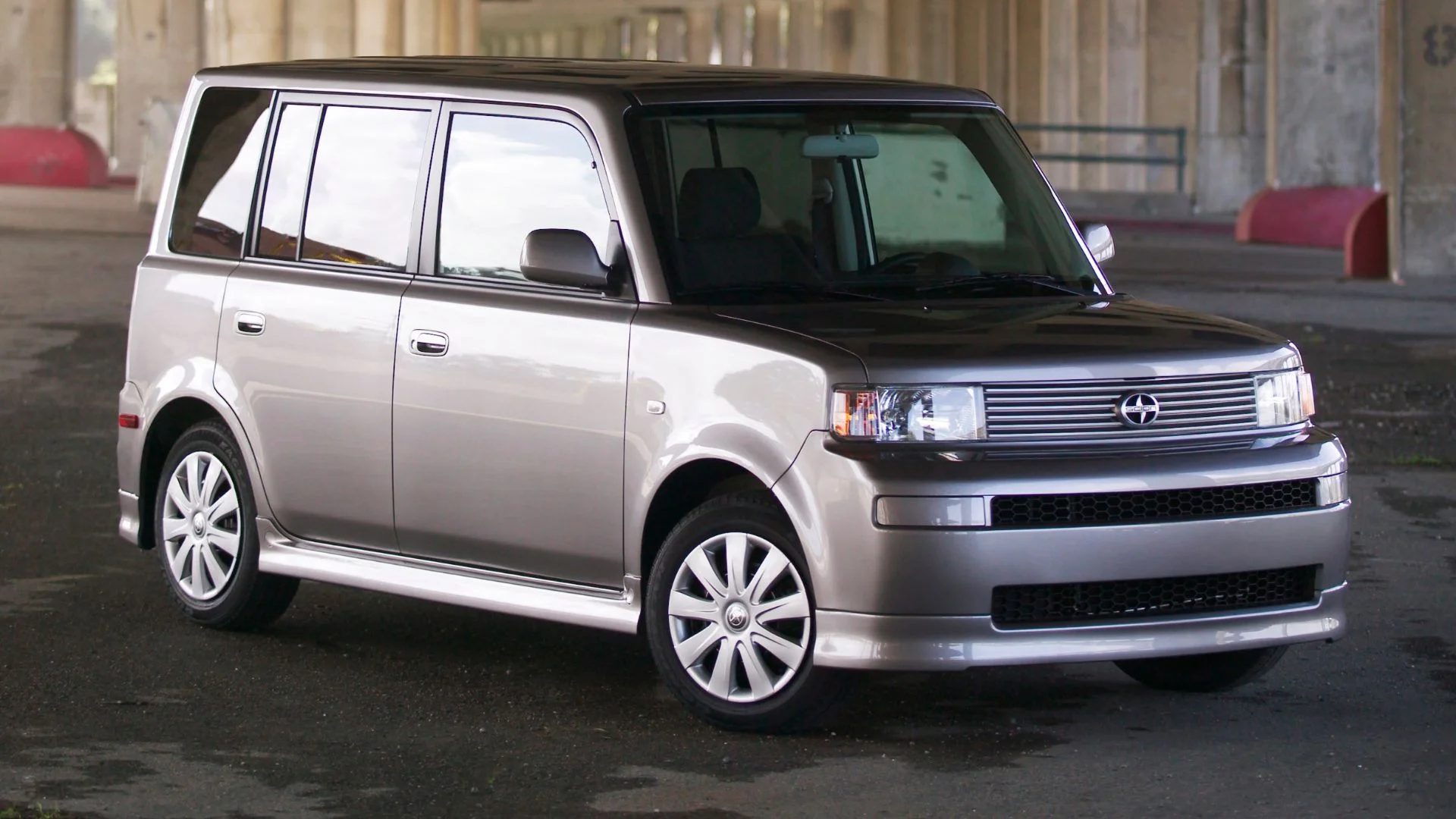Scion xB první generace — krabicový design, který zaujal mileniály