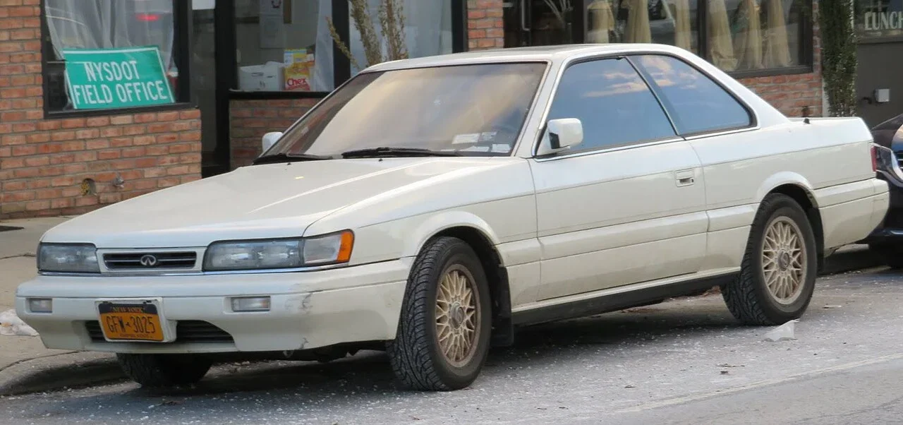 Infiniti M30 F31 (1990–1992)