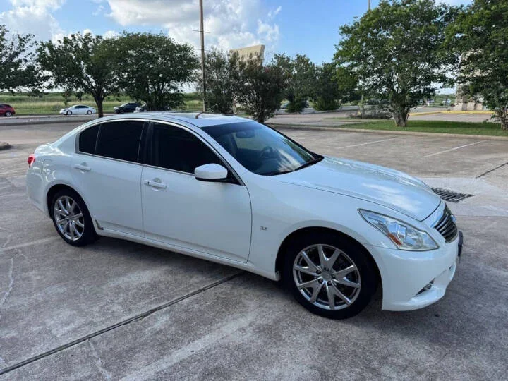 Infiniti Q40 V36 (2015)