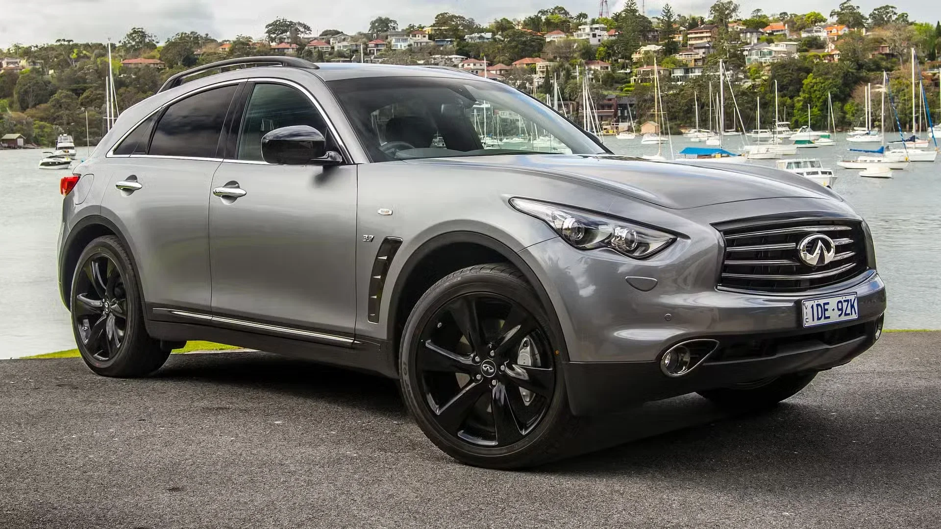 Infiniti QX70 S51 (2014–2019)