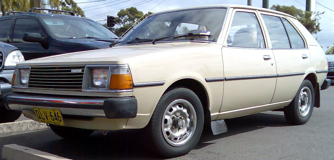 Mazda 323 1. generace (FA4)