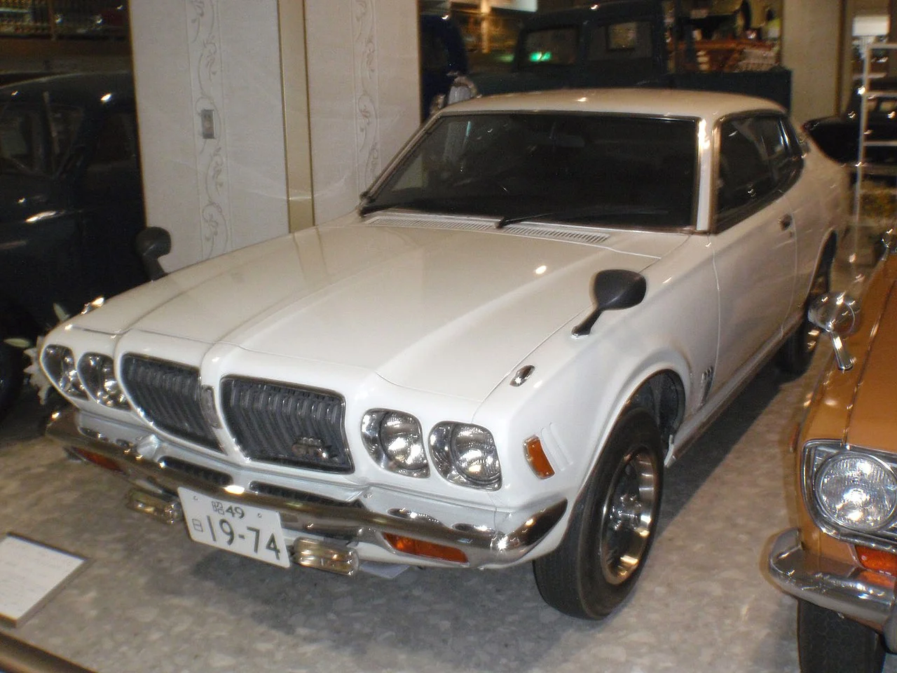 Nissan Bluebird 4. generace (610)