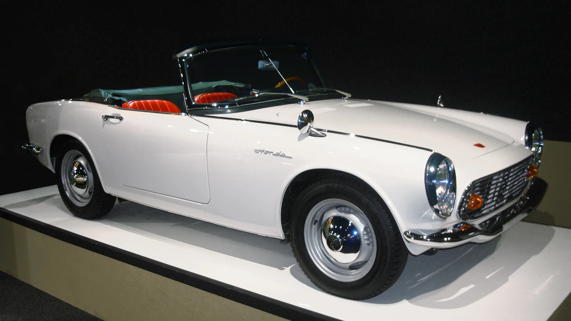 Honda S600 1. generace (AS285E)