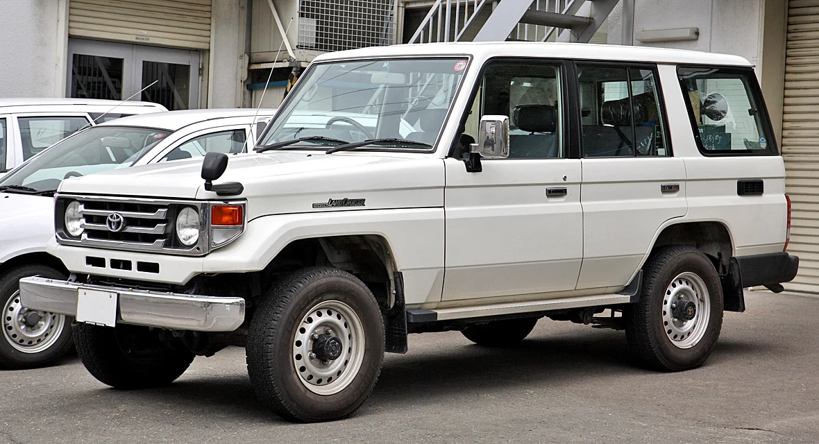 Toyota Land Cruiser 4. generace (J70)