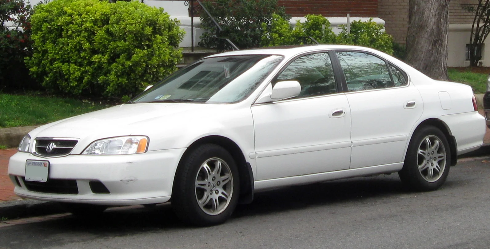 Acura TL 2. generace (UA4/UA5)