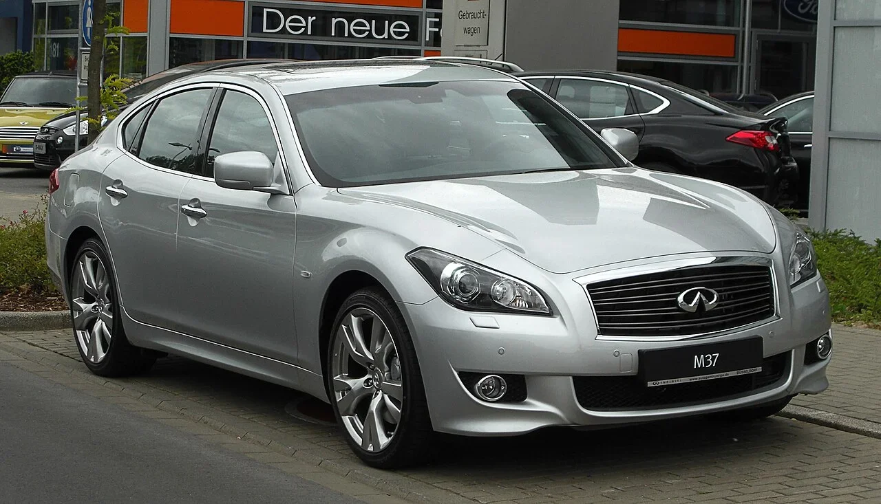 Infiniti M 3. generace (Y51)