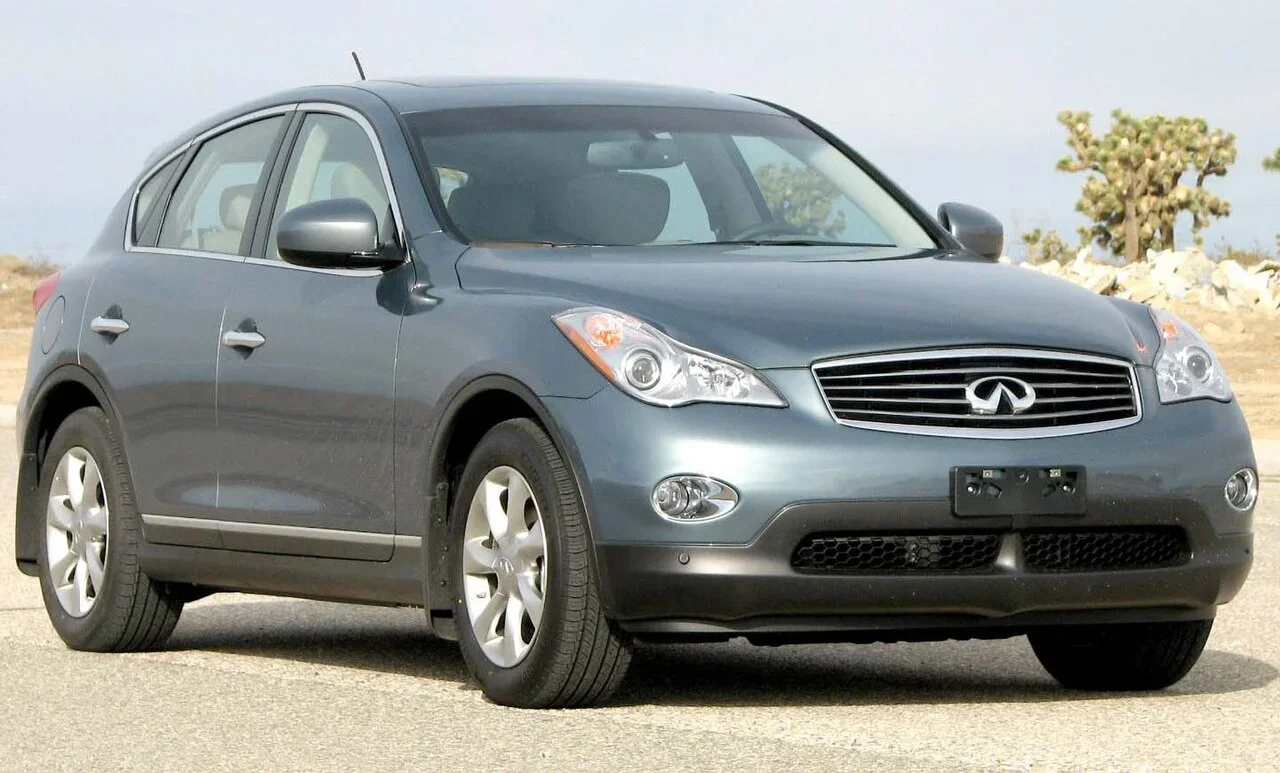 Infiniti QX50 1. generace (J50)