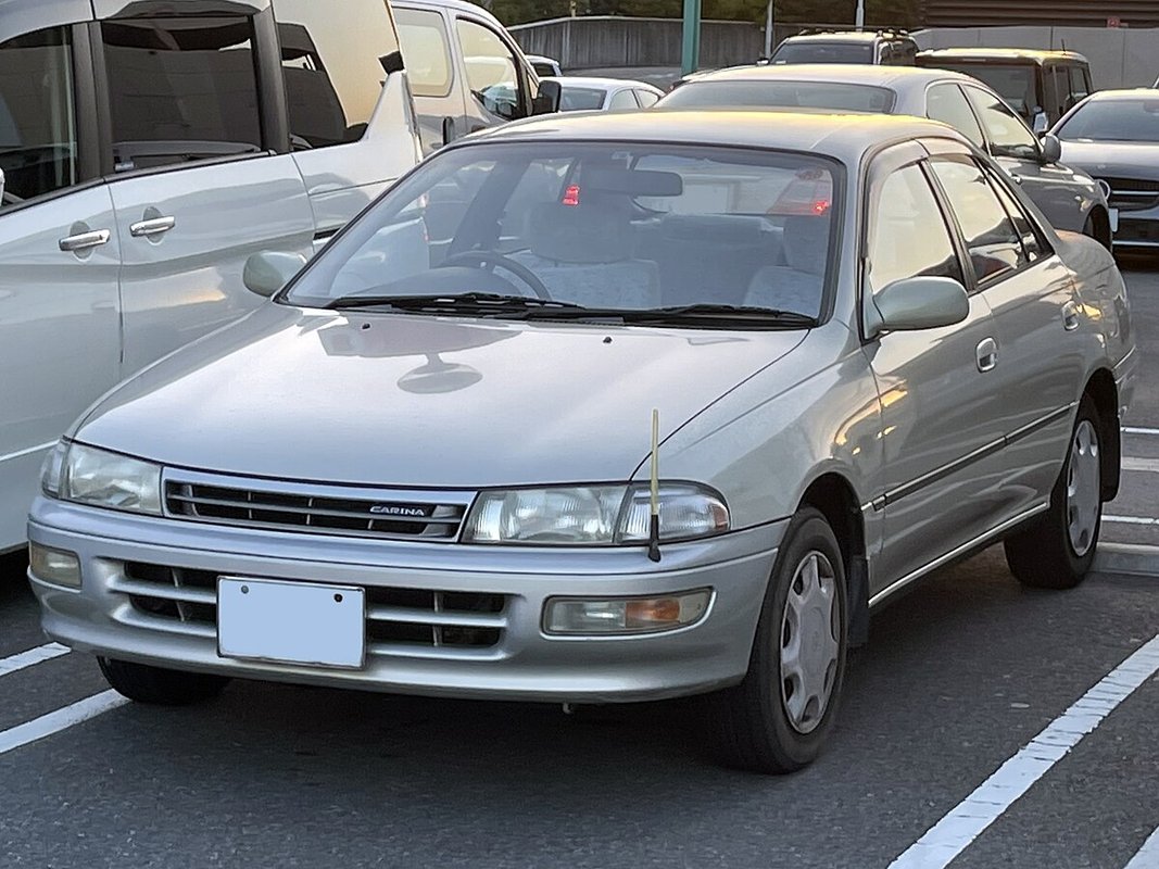 Toyota Carina 6. generace (T190)